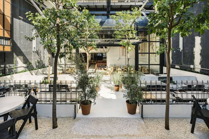 Un recorrido por los preciosos patios secretos de Madrid