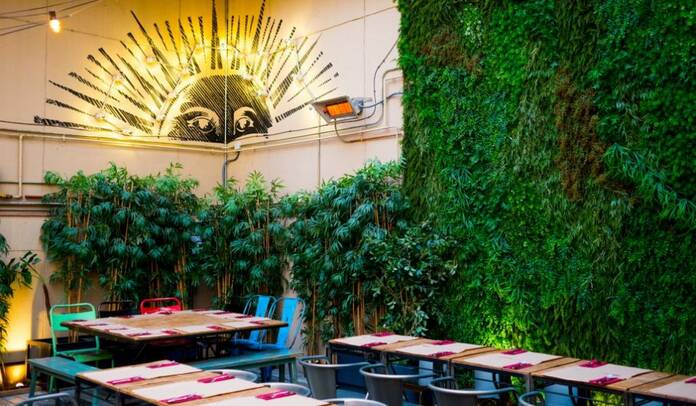 Un recorrido por los preciosos patios secretos de Madrid