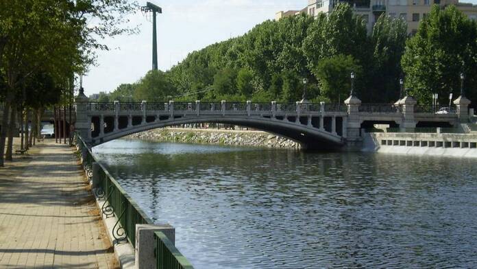 Dónde se localizan los puentes más bonitos de la capital madrileña