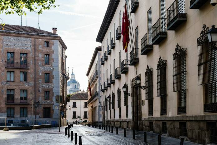 Tu Tuk Tuk: vive un paseo diferente por la ciudad de Madrid